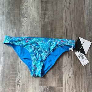 Adorable NWT Vera Bradley Bikini Bottom